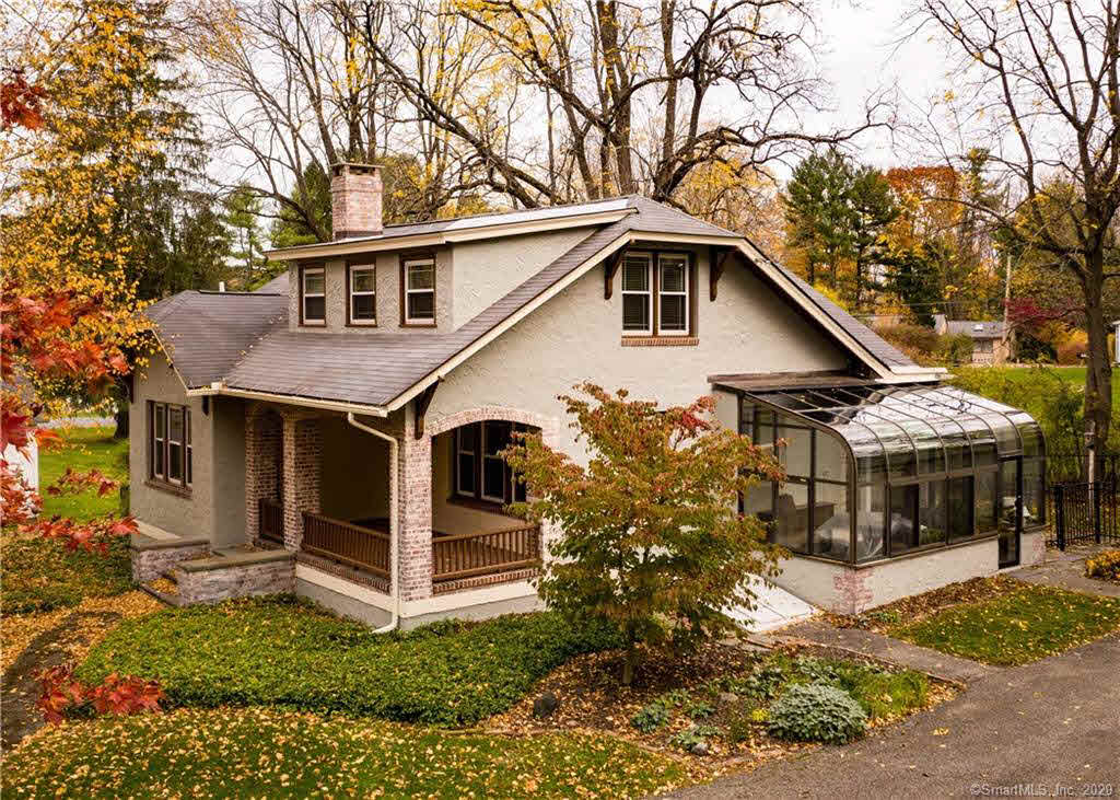 Building photograph for 86 SHARON ROAD